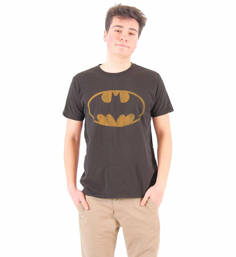 Junk Food Batman Distressed Logo T-shirt 3 Junk Food Batman Distressed Logo T-shirt